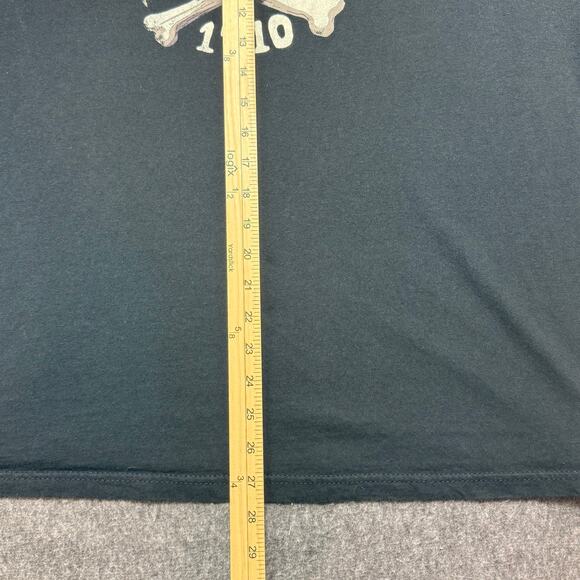 Uncharted 4 Graphic T-shirt Size XX-Large Black "Pro Devs Qvod Licentia 1710" - Picture 5 of 6